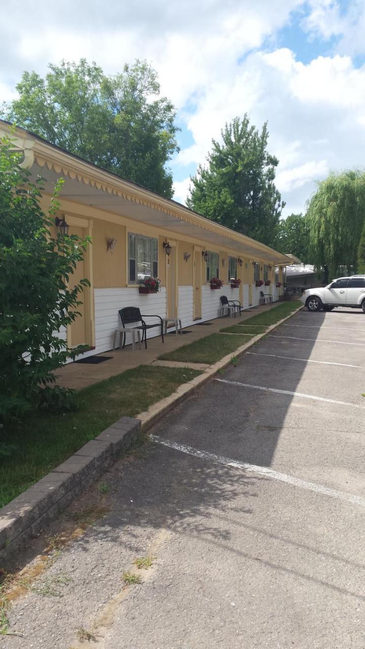 Orchard Queen Motel & Rv Park Middleton エクステリア 写真
